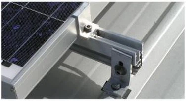 Priključak za stopala L u sustav za montažu solarnih ploča